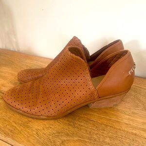 Dr Scholls Ankle Booties